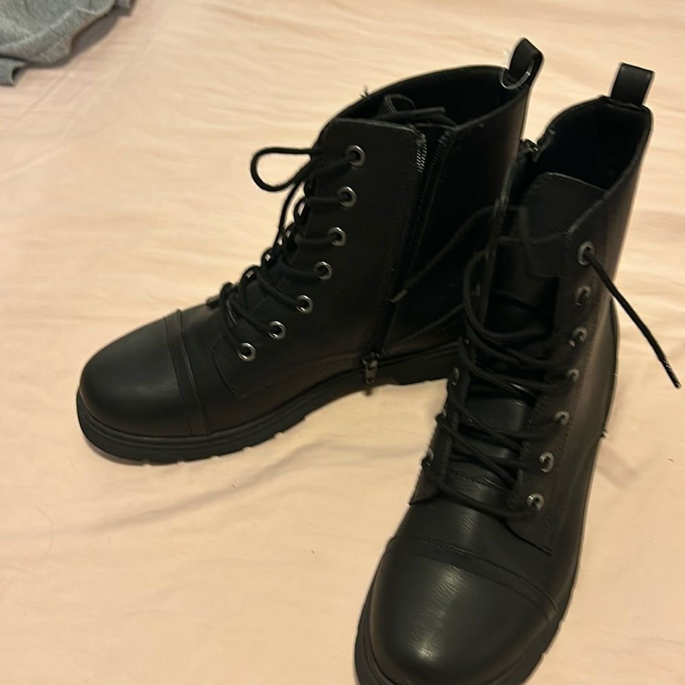 Arizona Jean and Company black boots. New without box